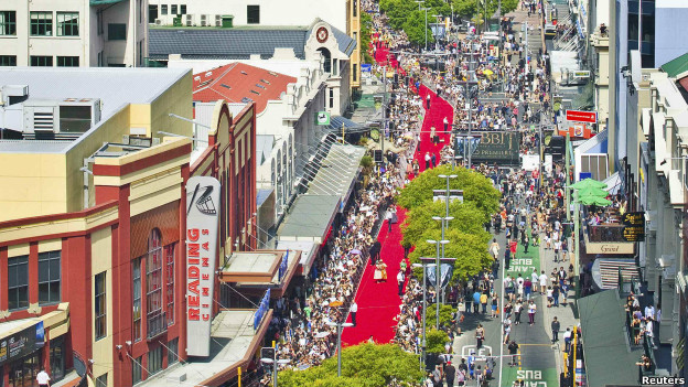 A 500-metre-long red carpet in New Zealand. 