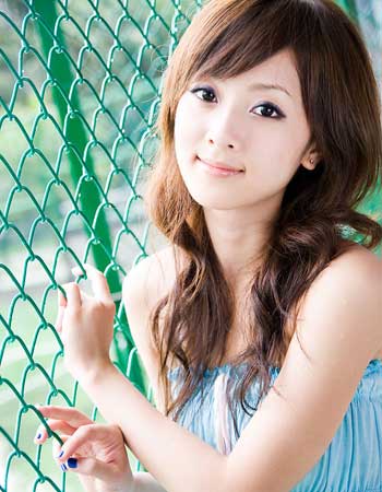 年轻女孩善变，对待感情东一榔头西一棒子