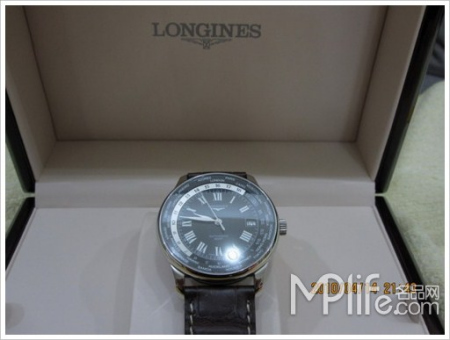 Longinesб