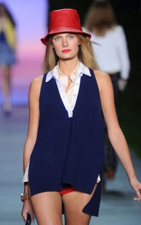 Tommy Hilfiger 2011ŦԼʱװ