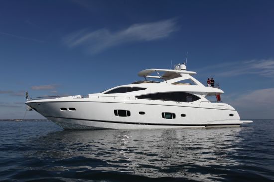 Sunseeker 88 Yacht