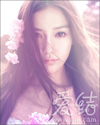 Angelababy婚礼美瞳大公开_司仪晓晨婚礼策划