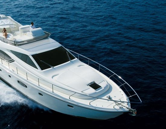  Ferretti 551ͧ