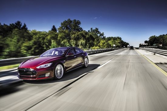 Tesla Model S 