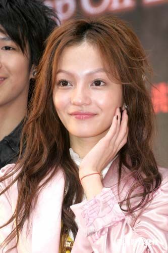 组图:<em>公主小妹</em>张韶涵的19个发型写真(<em>12</em>)_新浪