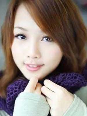 淡紫色饰底乳击退疲惫黄气