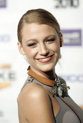 ʪ-Blake Lively