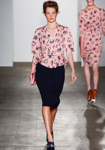 Karen Walker 2012㳡