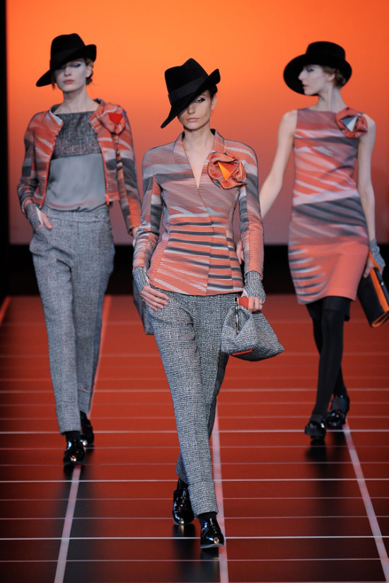 <b>Ρ (Giorgio Armani) 2012ﶬŮװ㳡Look</b>