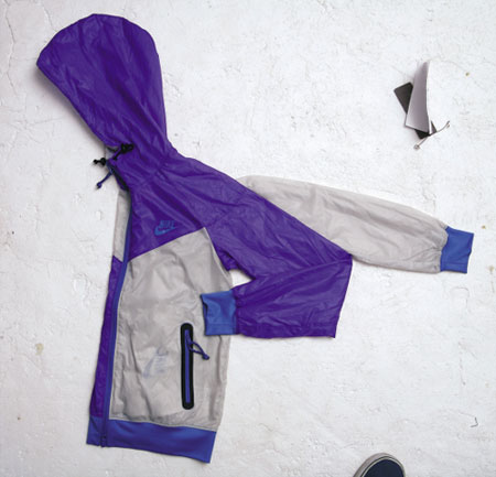 Nike�ϻ�ɫ��ñ������