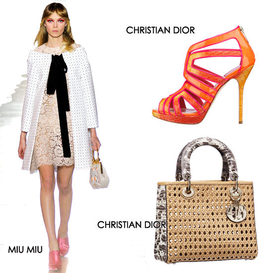 工艺感极强的裸色镂空内搭连衣裙