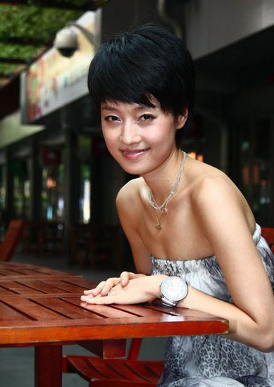 组图:马伊琍休闲写真展高雅迷人气质