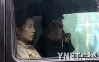  赵薇 曝 怀孕 五个月 疑 怀孕 老公赠豪宅_新浪女性