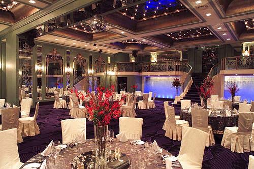 ���ɫ����