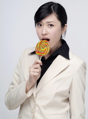 <em>女性</em>常吃糖当心<em>外阴</em>炎症找上门_健康_摇篮网