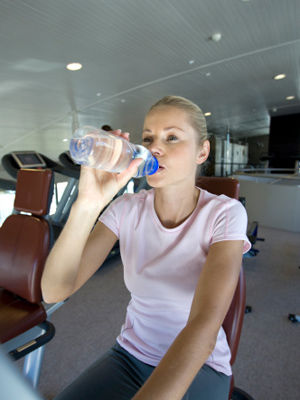 长期缺水导致肌肉痉挛