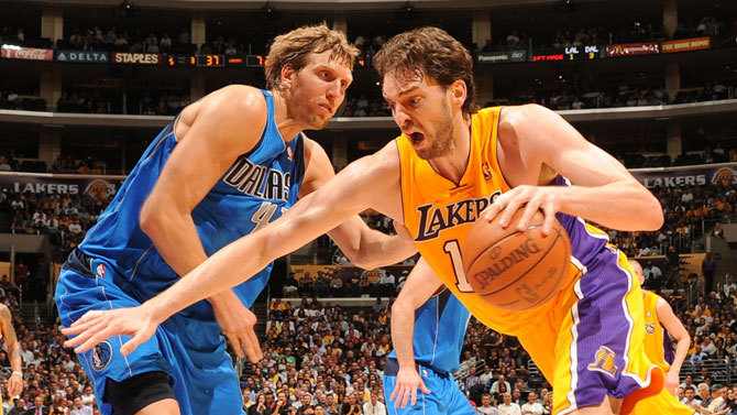 Sekou Smith:大前锋位置上的国际性对抗 - Dan