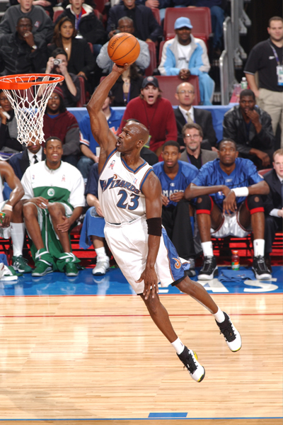 NBA中国官方网站: NBA50大巨星之迈克尔-乔