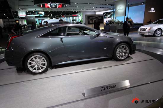 CTS-V COUPE