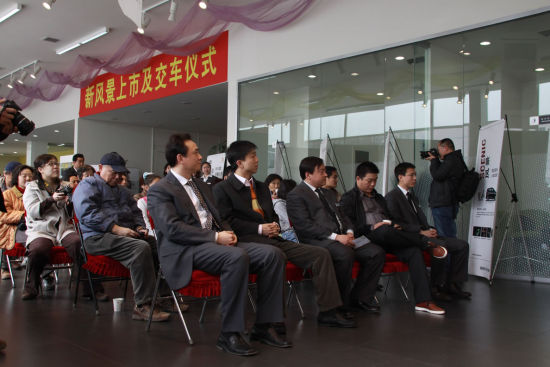 新风景上市及交车仪式