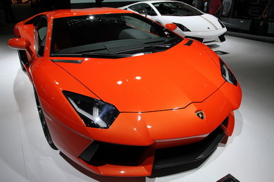 Aventador LP 700-4