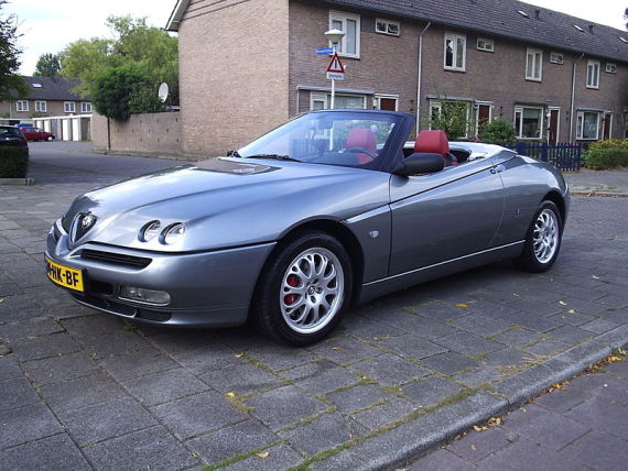 Alfa_Romeo_Spider