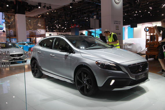 ֶV40 Cross Country