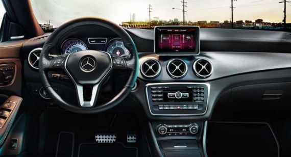 ÷˹-(Mercedes-Benz)CLAƬǰع