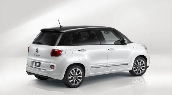 Fiat 500L 02