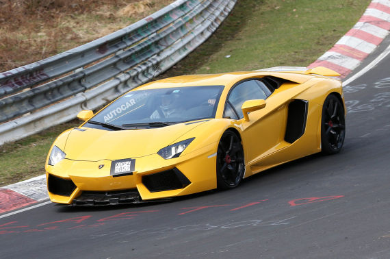 Aventador SV 2