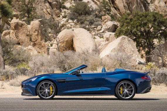 Aston Martin Vanquish Volante 09