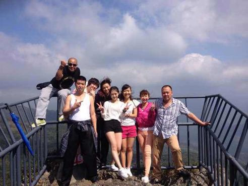 车主团体聚会出游 三亚雨林谷养生之旅