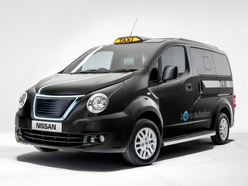 Nissan e-NV200 London Taxi 01