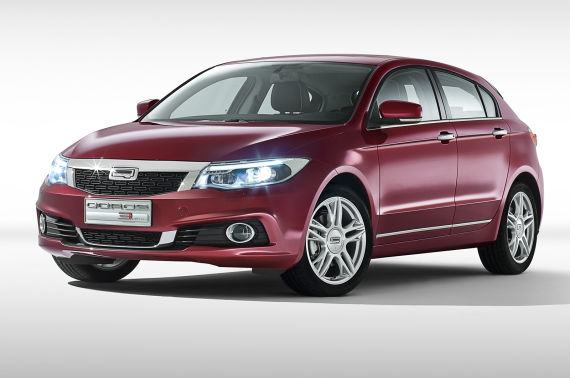 Qoros 3 Hatchback 01