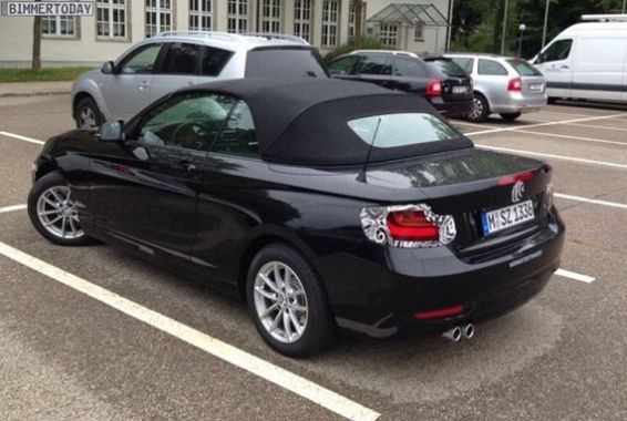 2015-BMW-2er-Cabrio-spied-2