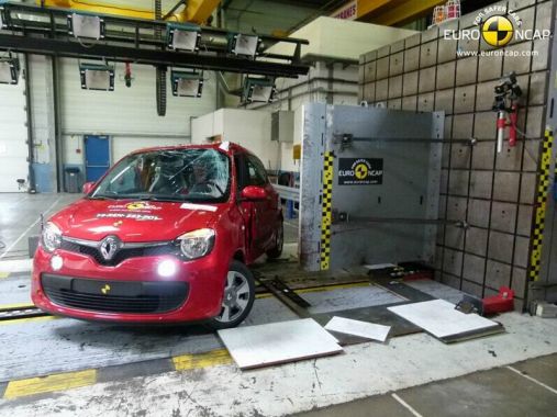 Renault Twingo EuroNCAP 02