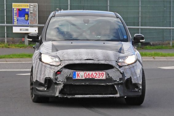 spyshots-2016-ford-focus-rs-spied-3