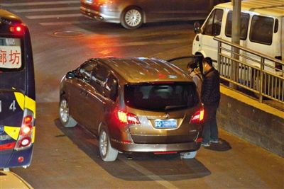 私家车主带车加盟专车涉非法营运_温州车市