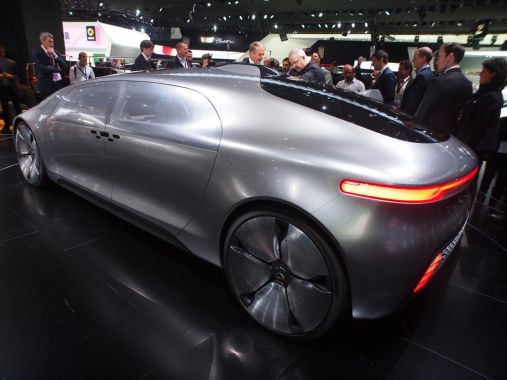 Mercedes-Benz F 015 Luxury in Motion concept 01