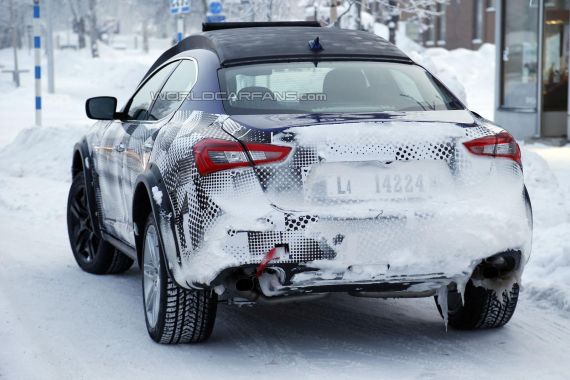 Maserati Levante Mule spy 07