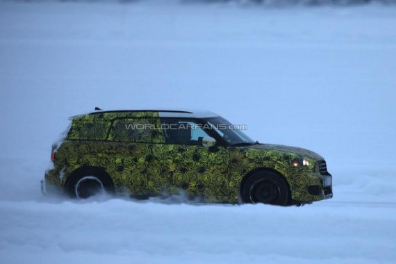 MINI Countryman spy 02