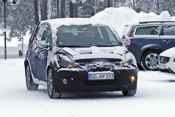 Hyundai iX20 facelift spy 02