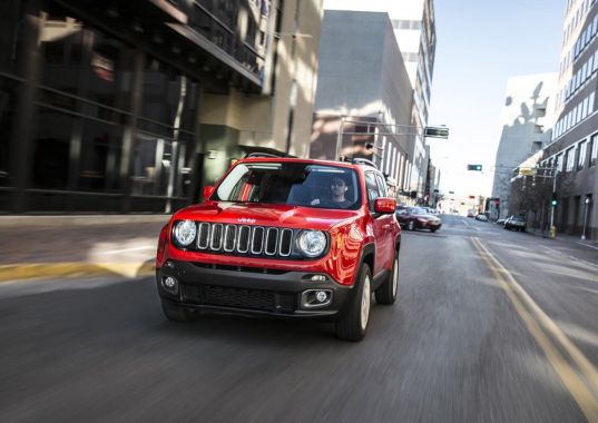 Jeep Renegade 04