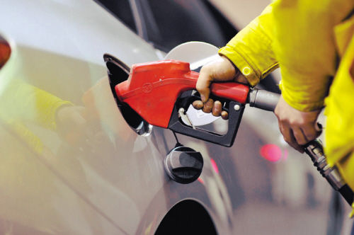 油价告别连跌 北京92号汽油每升涨0.24元