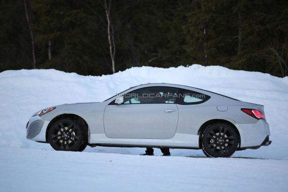 Hyundai Genesis Coupe Spy 02