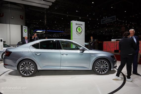 Skoda Superb Live 21