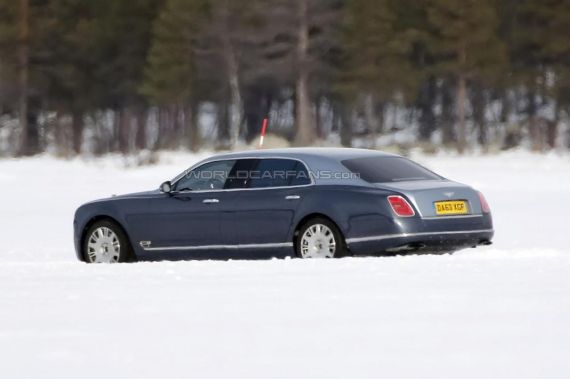 Bentley Mulsanne LWB spy 04