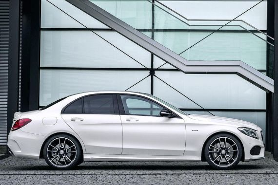 Mercedes-Benz C450 AMG Sport 03