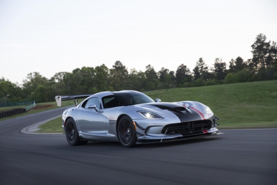 Dodge Viper ACR 02