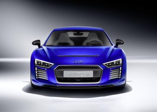 Audi R8 e-tron piloted driving concept 06